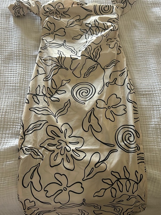 Mango Dresses & Skirts - Mango Cream Dress with Black Abstract Floral Print